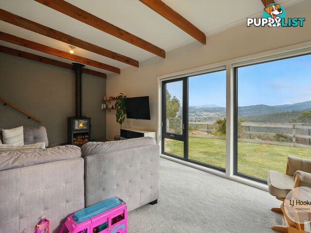 184 Albion Heights Drive KINGSTON TAS 7050