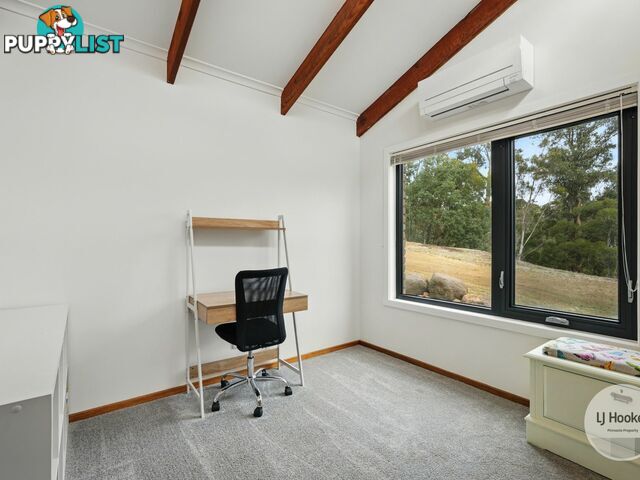 184 Albion Heights Drive KINGSTON TAS 7050