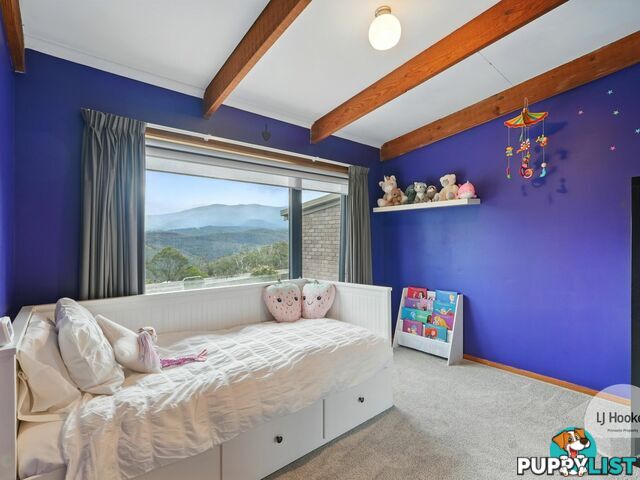 184 Albion Heights Drive KINGSTON TAS 7050