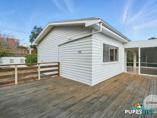 6 Chatsworth Street ROSE BAY TAS 7015