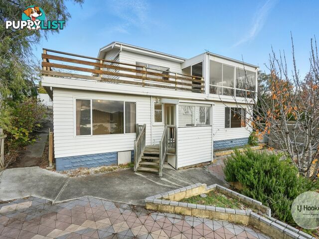 6 Chatsworth Street ROSE BAY TAS 7015