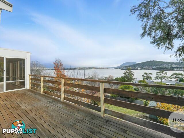 6 Chatsworth Street ROSE BAY TAS 7015