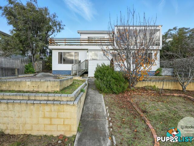 6 Chatsworth Street ROSE BAY TAS 7015