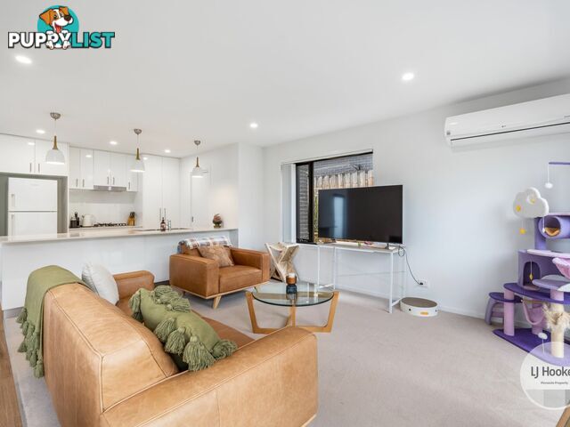 2/6 Dowding Crescent NEW TOWN TAS 7008