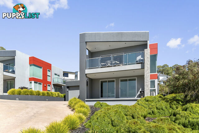 2/16-18 Sandra Drive BLACKMANS BAY TAS 7052