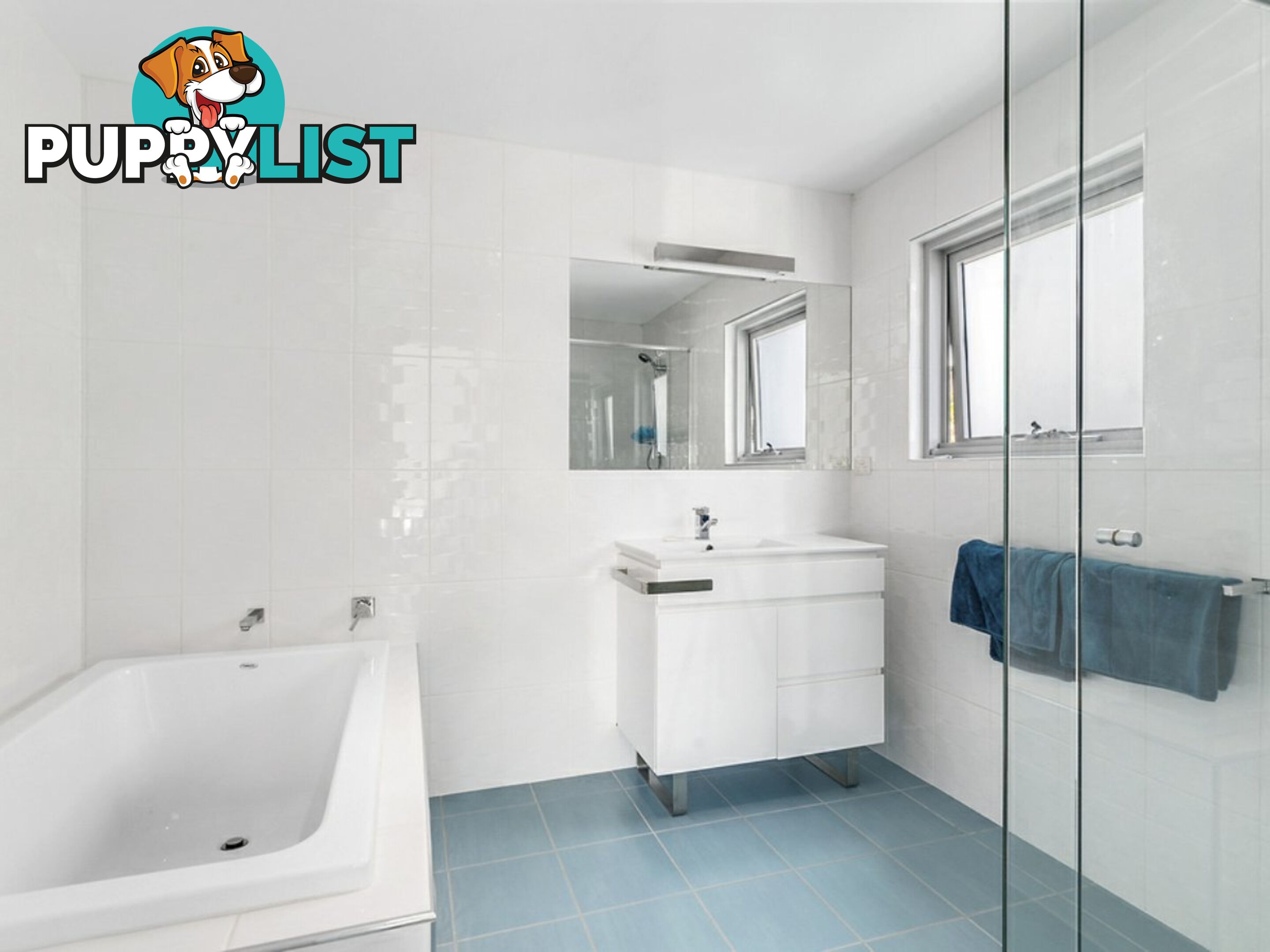 2/16-18 Sandra Drive BLACKMANS BAY TAS 7052