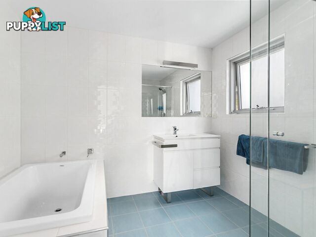 2/16-18 Sandra Drive BLACKMANS BAY TAS 7052