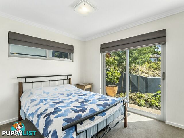 2/16-18 Sandra Drive BLACKMANS BAY TAS 7052