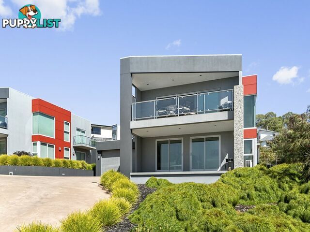 2/16-18 Sandra Drive BLACKMANS BAY TAS 7052