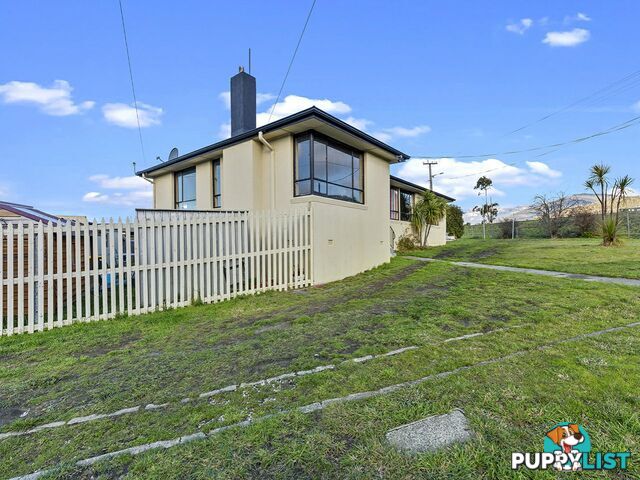 4 Malabar Road CLAREMONT TAS 7011