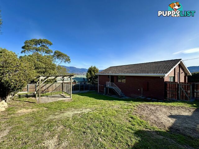 2 Thoona Street GEILSTON BAY TAS 7015
