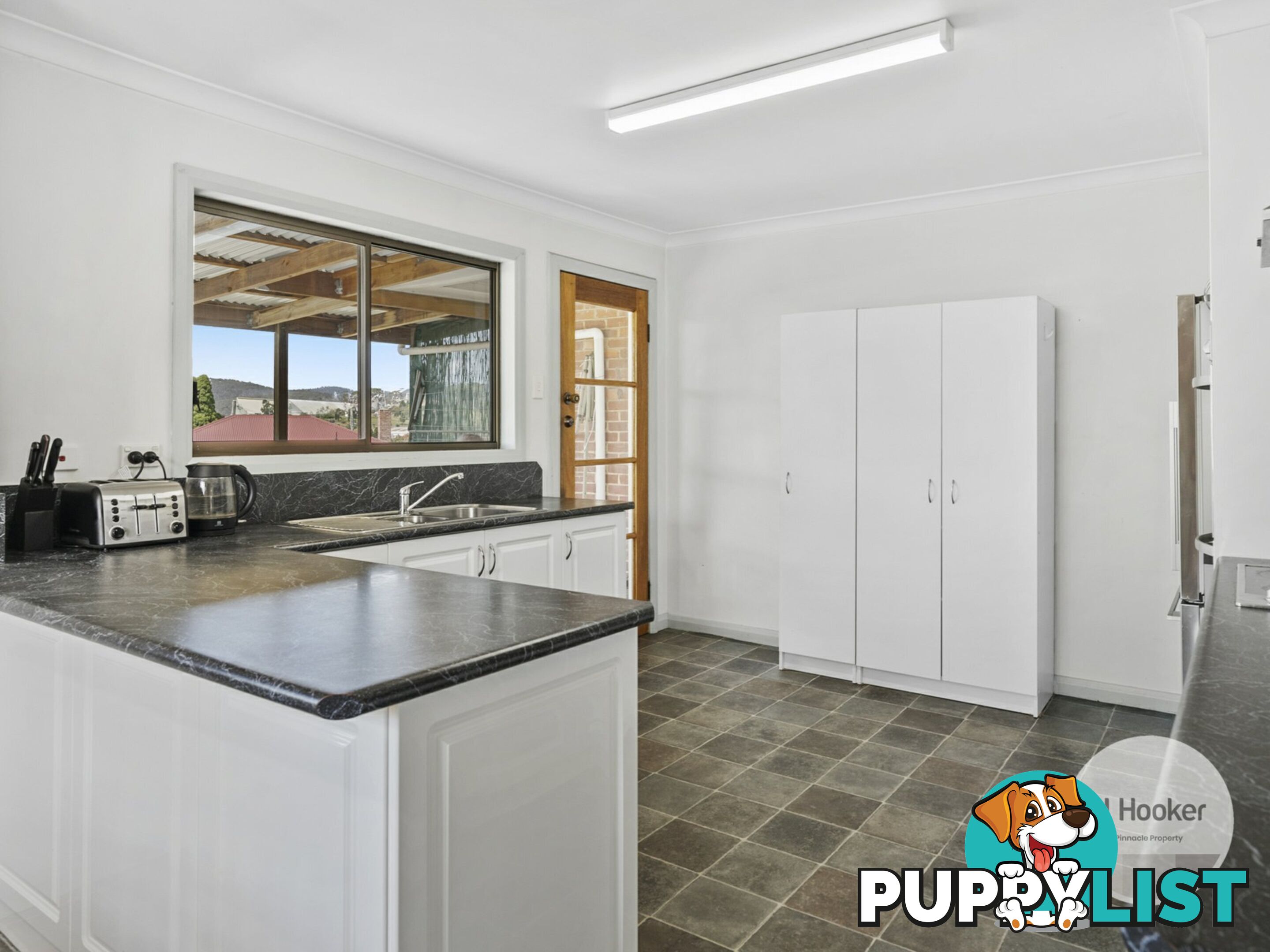 449 Brooker Highway DERWENT PARK TAS 7009