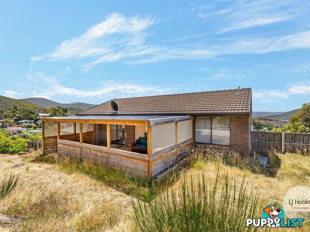 15 Lighton Way LENAH VALLEY TAS 7008