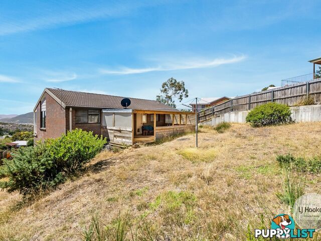 15 Lighton Way LENAH VALLEY TAS 7008