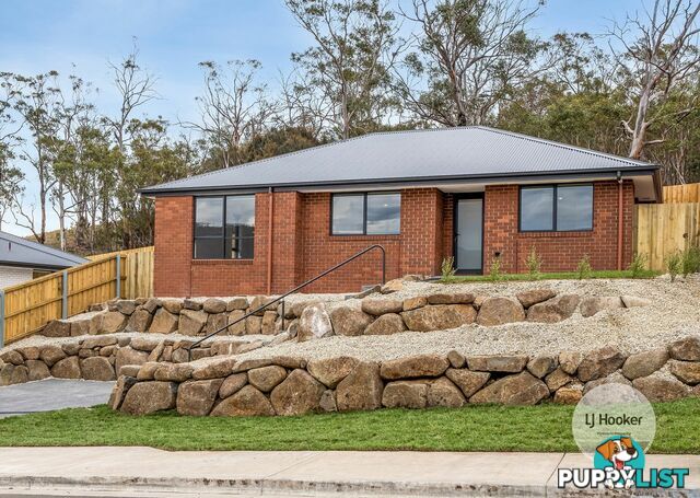 11 Fryett Drive CLAREMONT TAS 7011