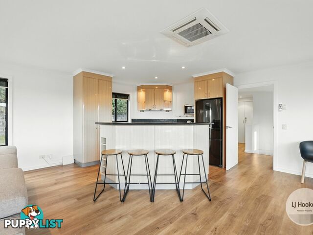 1/272 Carella Street TRANMERE TAS 7018