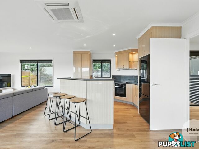 1/272 Carella Street TRANMERE TAS 7018