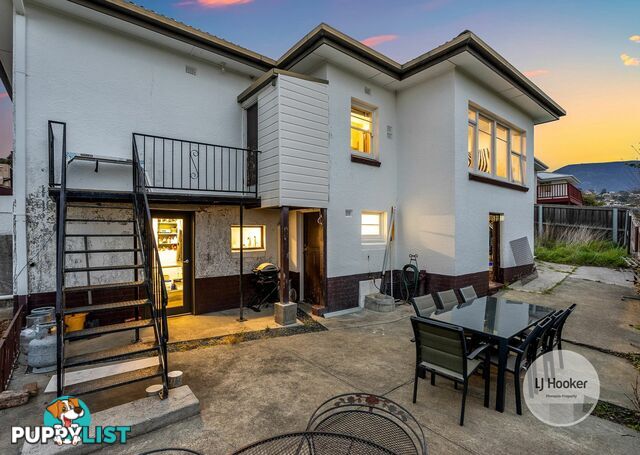 10 Wylie Crescent WEST MOONAH TAS 7009