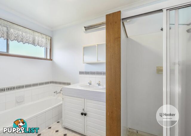 22 Diamond Drive BLACKMANS BAY TAS 7052