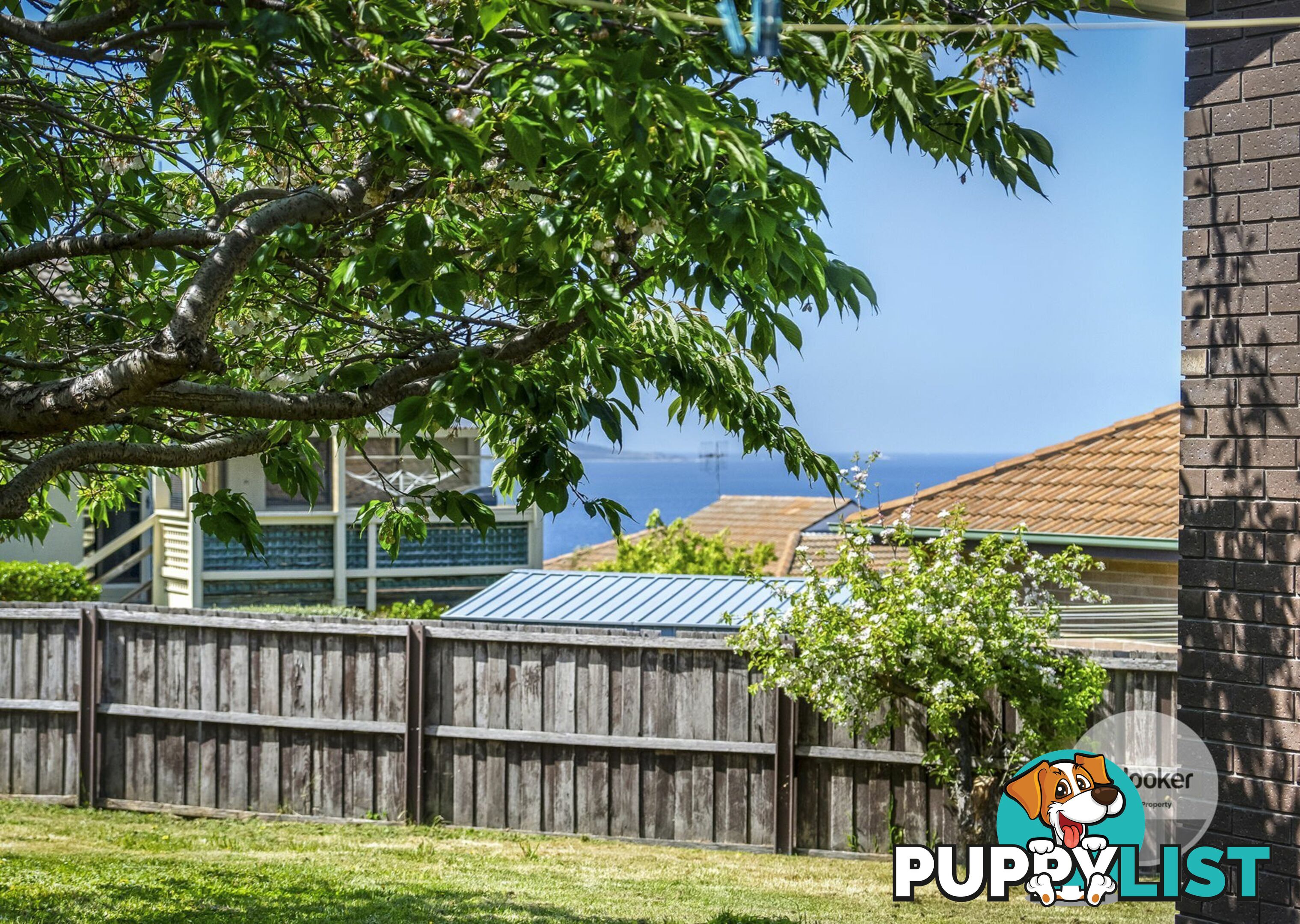 22 Diamond Drive BLACKMANS BAY TAS 7052