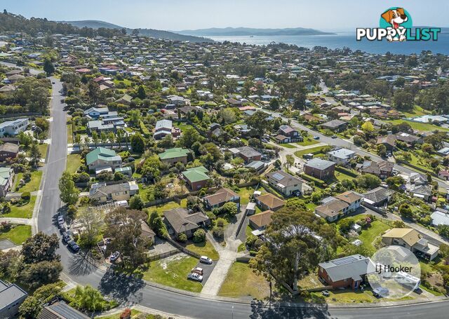 22 Diamond Drive BLACKMANS BAY TAS 7052