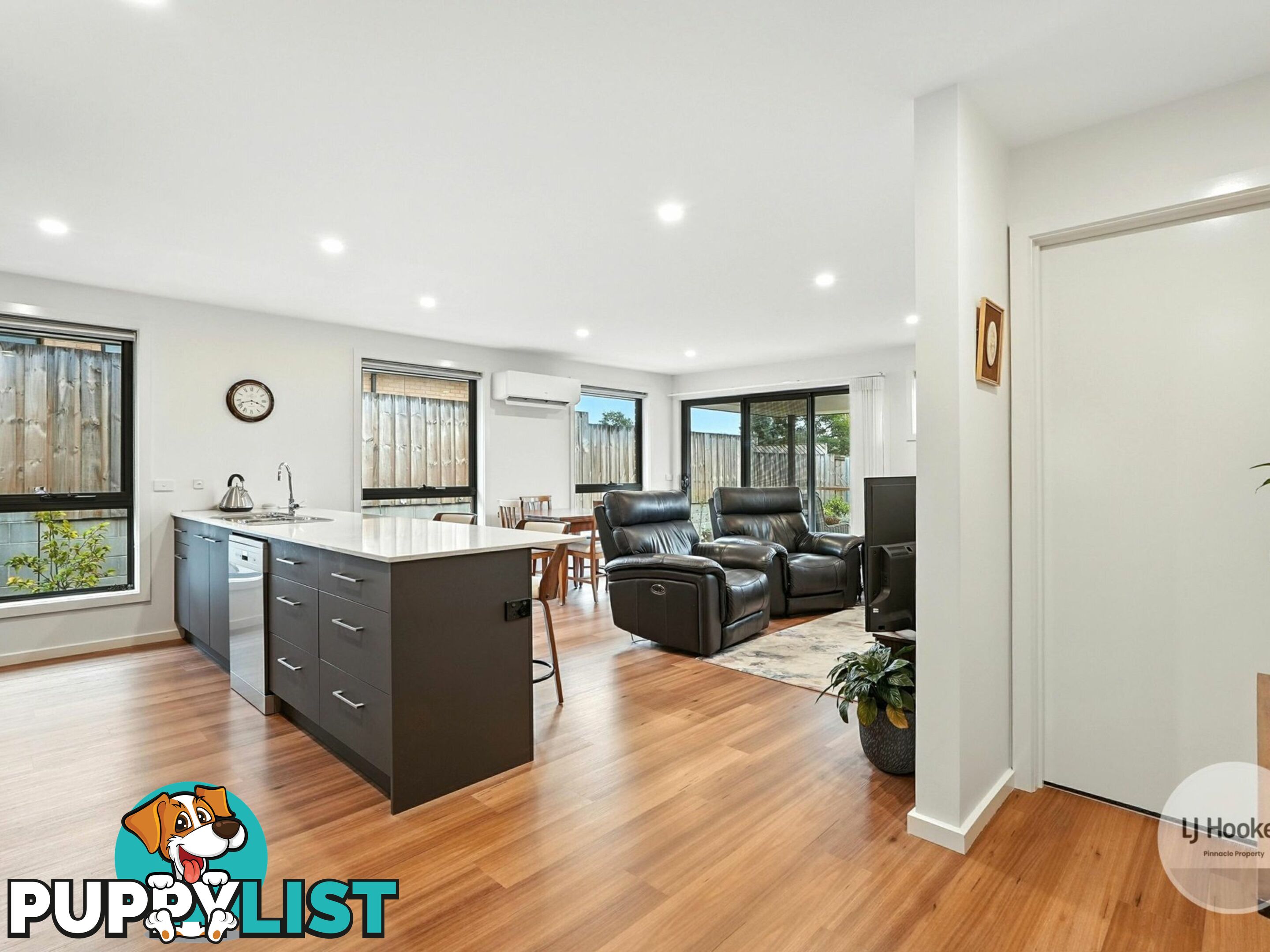 15 Vivian Drive ROKEBY TAS 7019