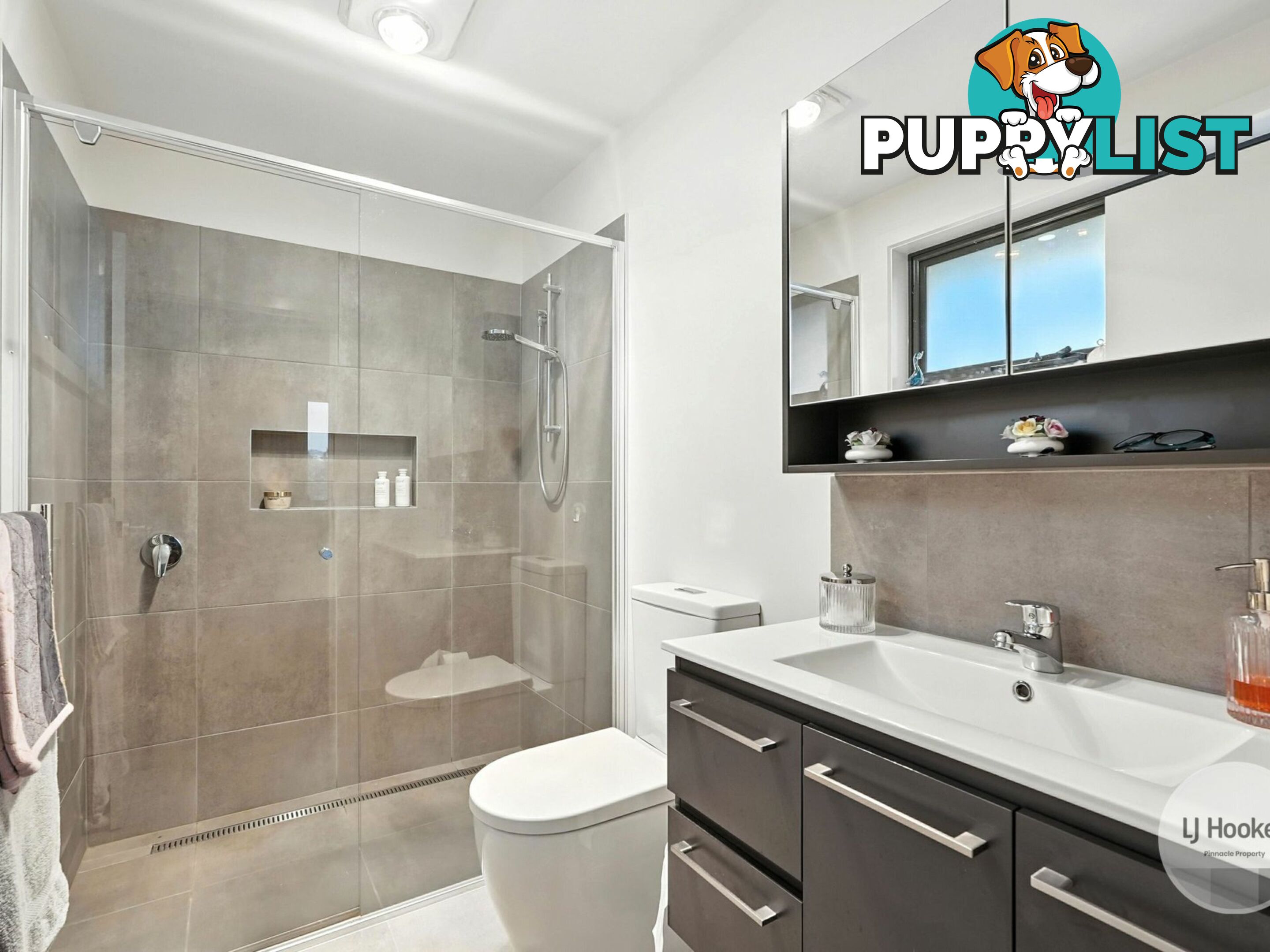 15 Vivian Drive ROKEBY TAS 7019