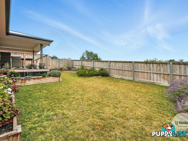 15 Vivian Drive ROKEBY TAS 7019