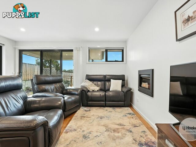 15 Vivian Drive ROKEBY TAS 7019
