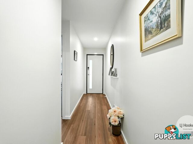 15 Vivian Drive ROKEBY TAS 7019