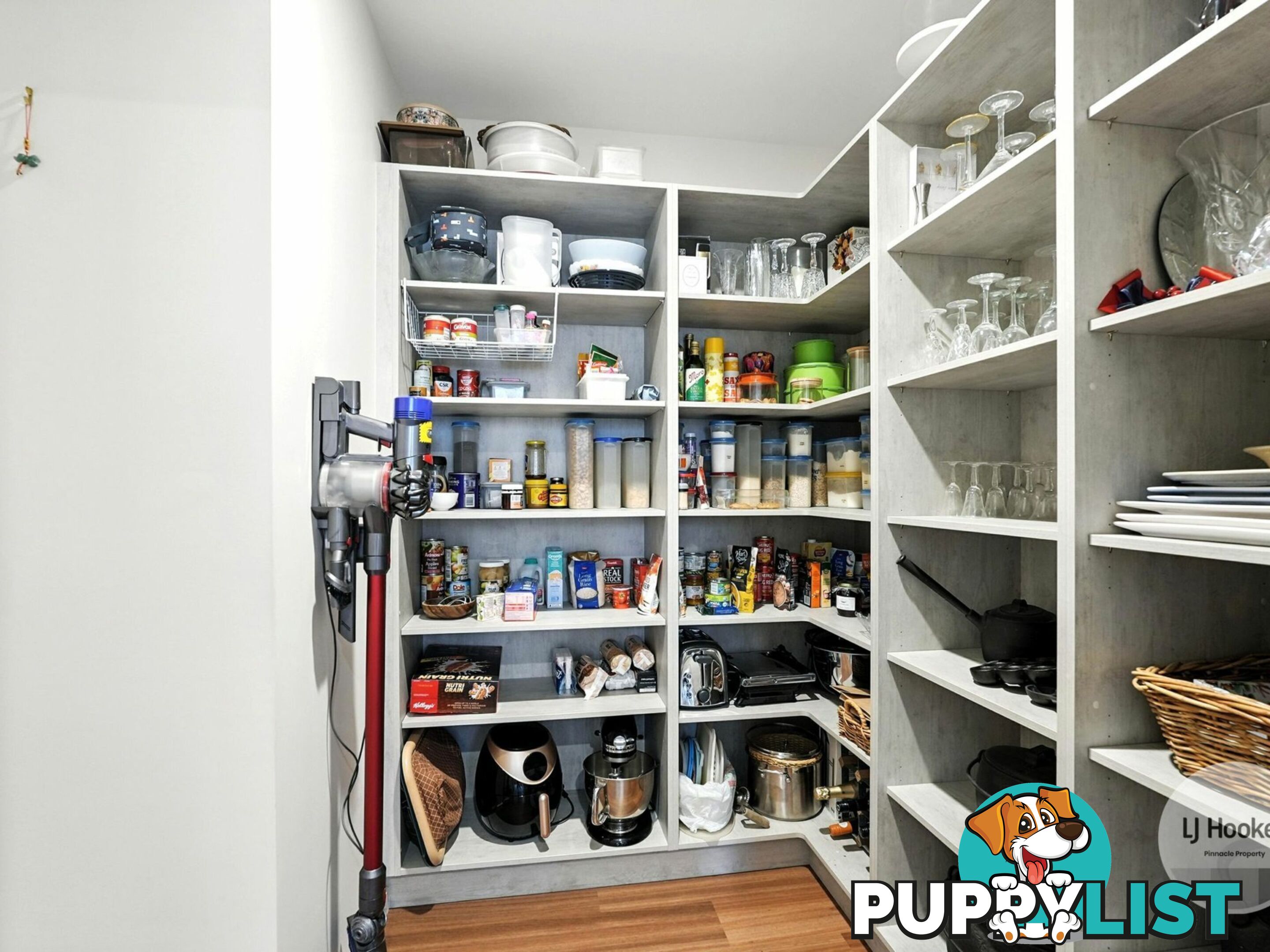 15 Vivian Drive ROKEBY TAS 7019