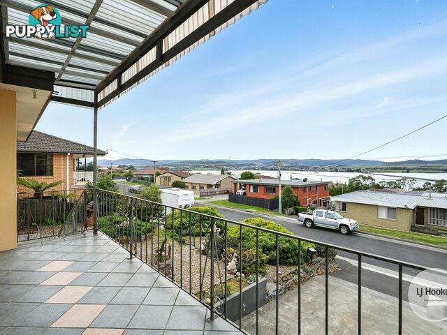 24 Second Avenue MIDWAY POINT TAS 7171
