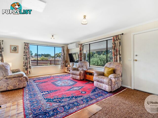 39 Booth Street DUNALLEY TAS 7177