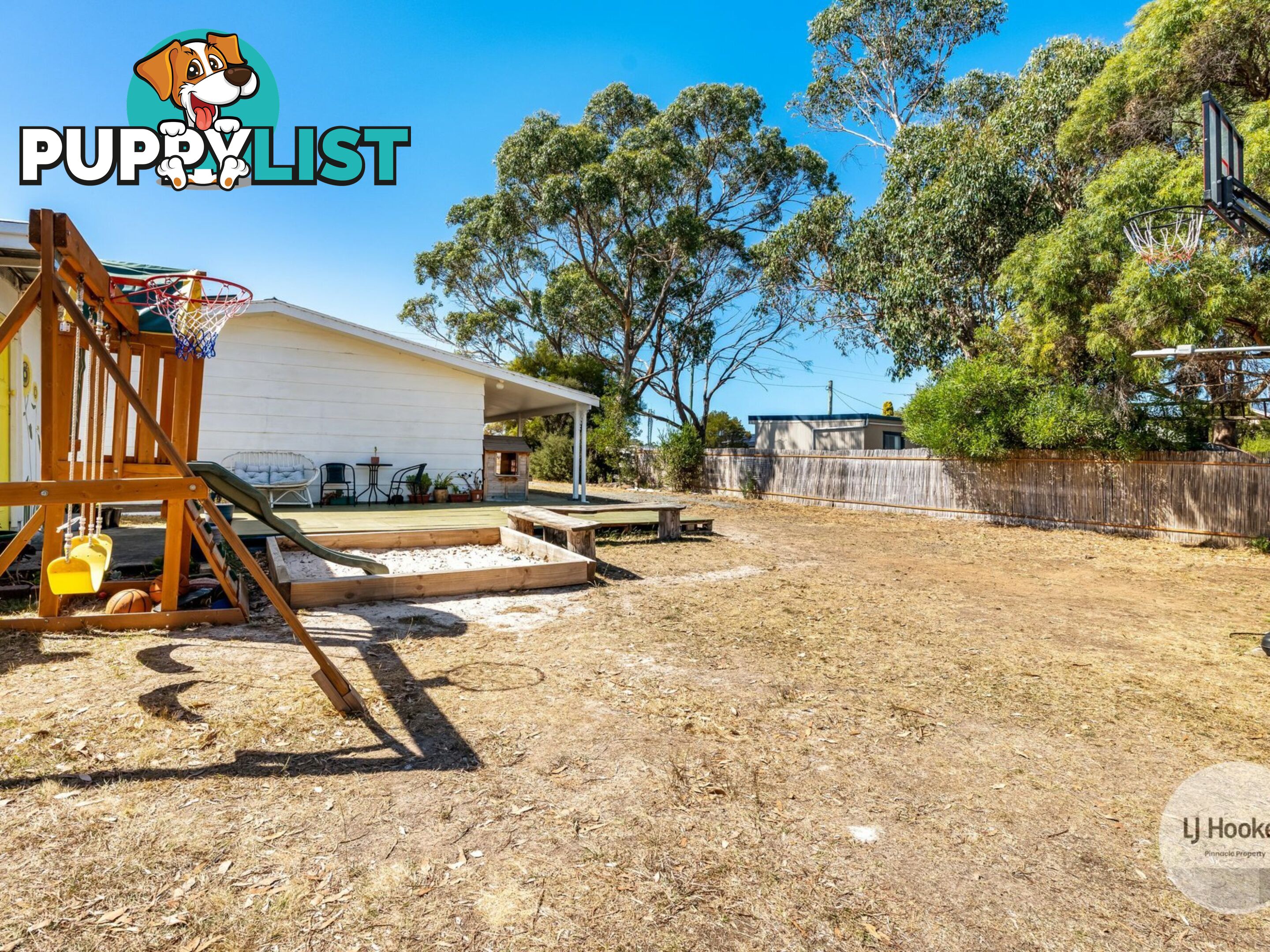 39 Booth Street DUNALLEY TAS 7177