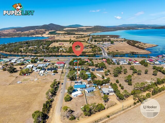 39 Booth Street DUNALLEY TAS 7177