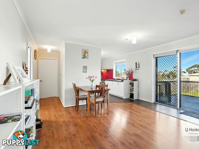 11 Fontain Circle ROKEBY TAS 7019