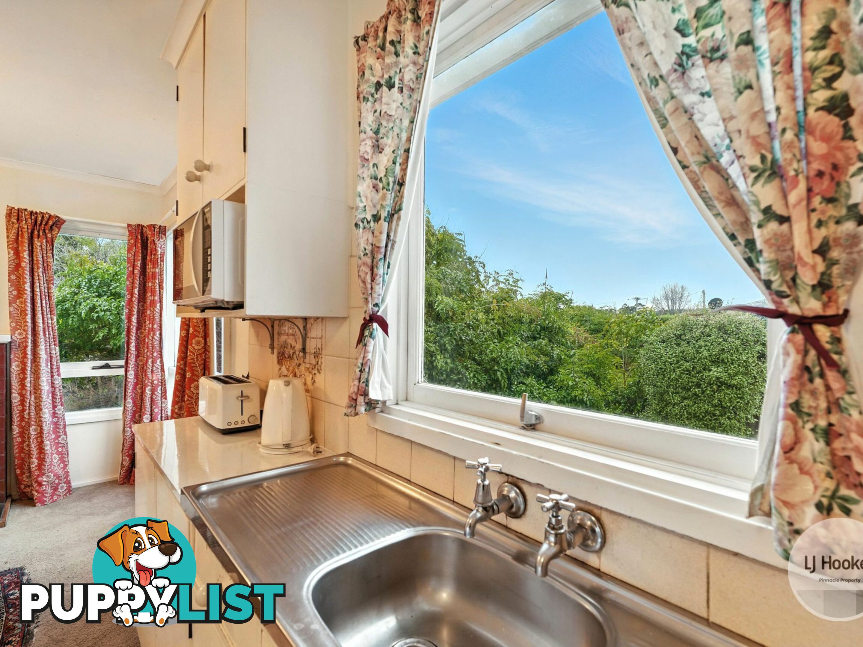 21 Beach Road SNUG TAS 7054