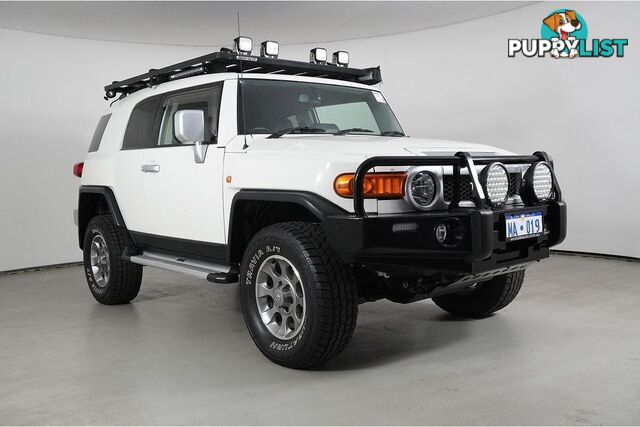 2011 TOYOTA FJ  GSJ15R WAGON