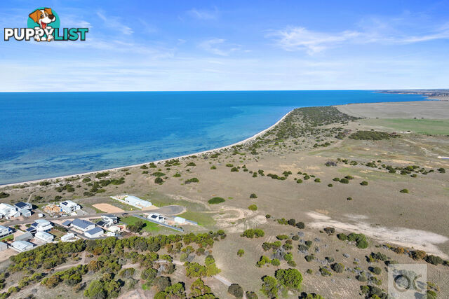 800 Outlook Road Black Point SA 5571