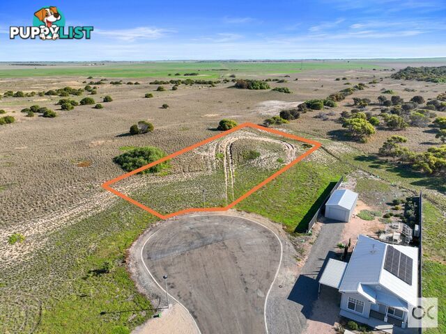 800 Outlook Road Black Point SA 5571