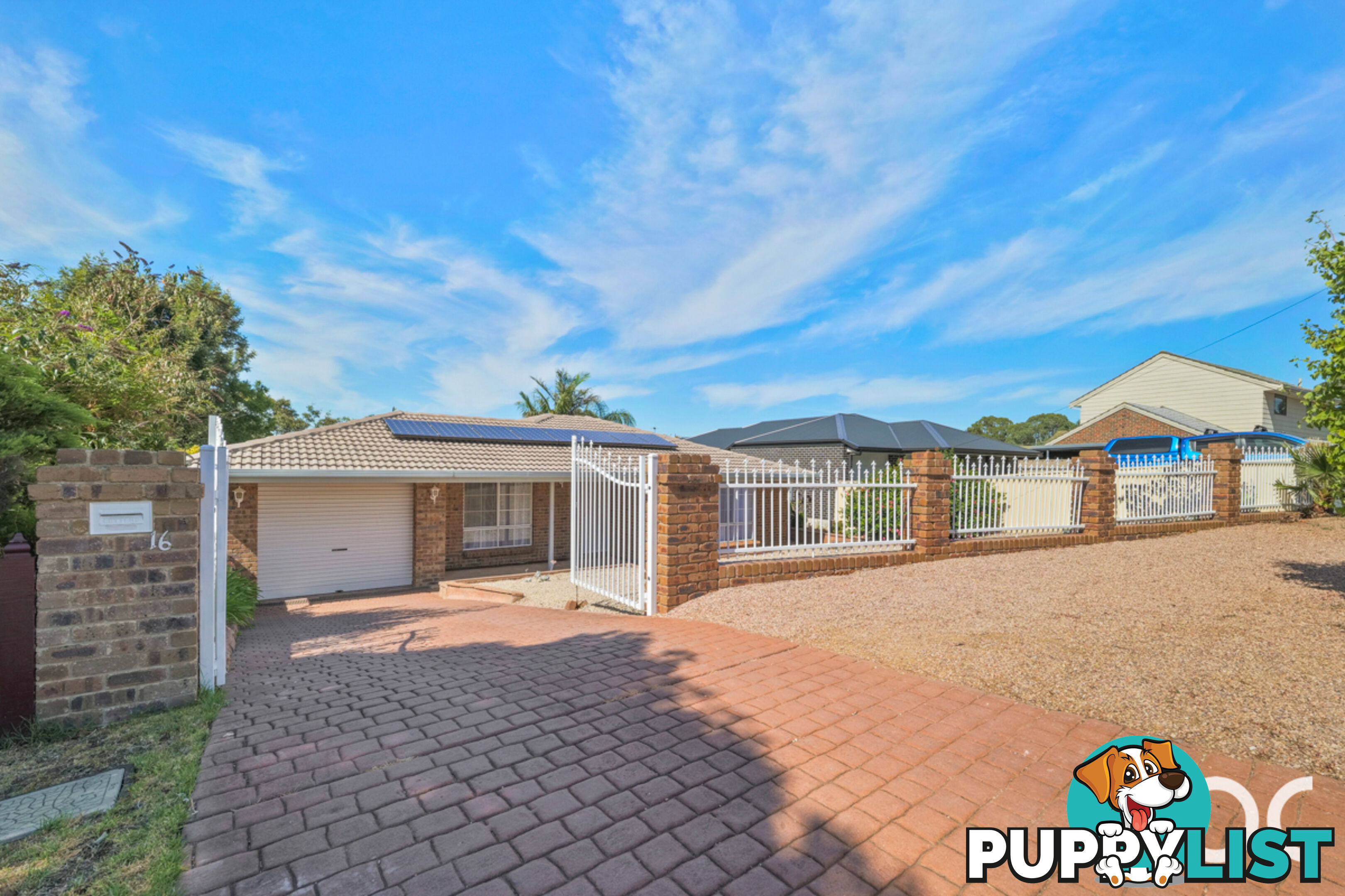 16 Lancing Court Huntfield Heights SA 5163