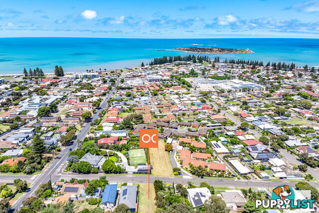 13 William Street Victor Harbor SA 5211