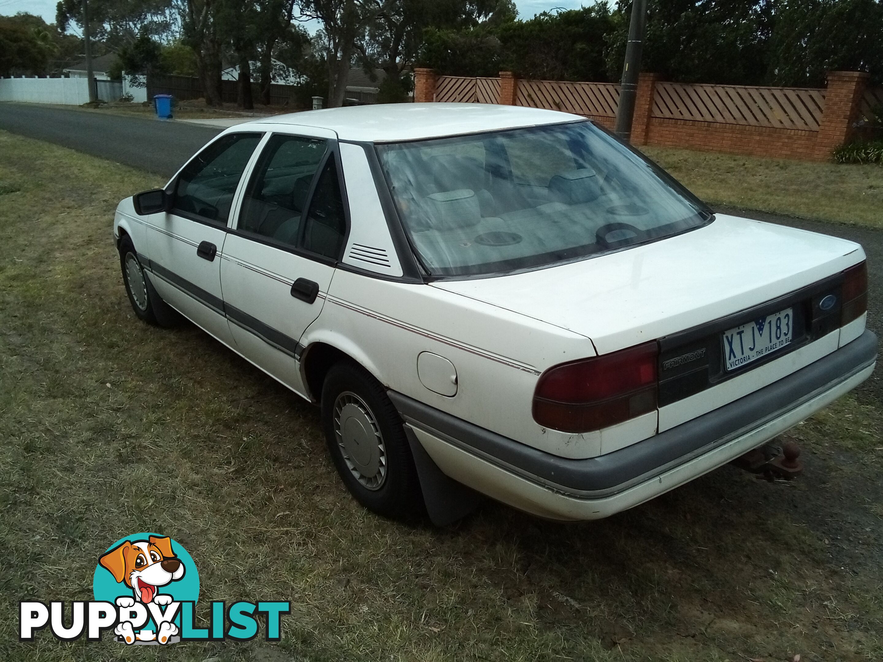 1990 EA Ford Fairmont Falcon Sedan Automatic