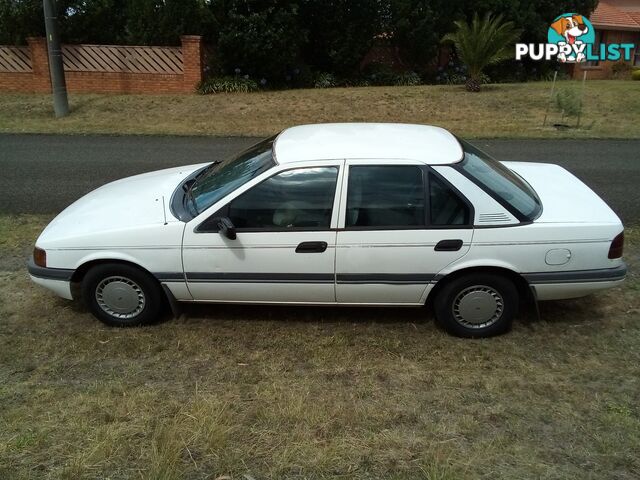 1990 EA Ford Fairmont Falcon Sedan Automatic