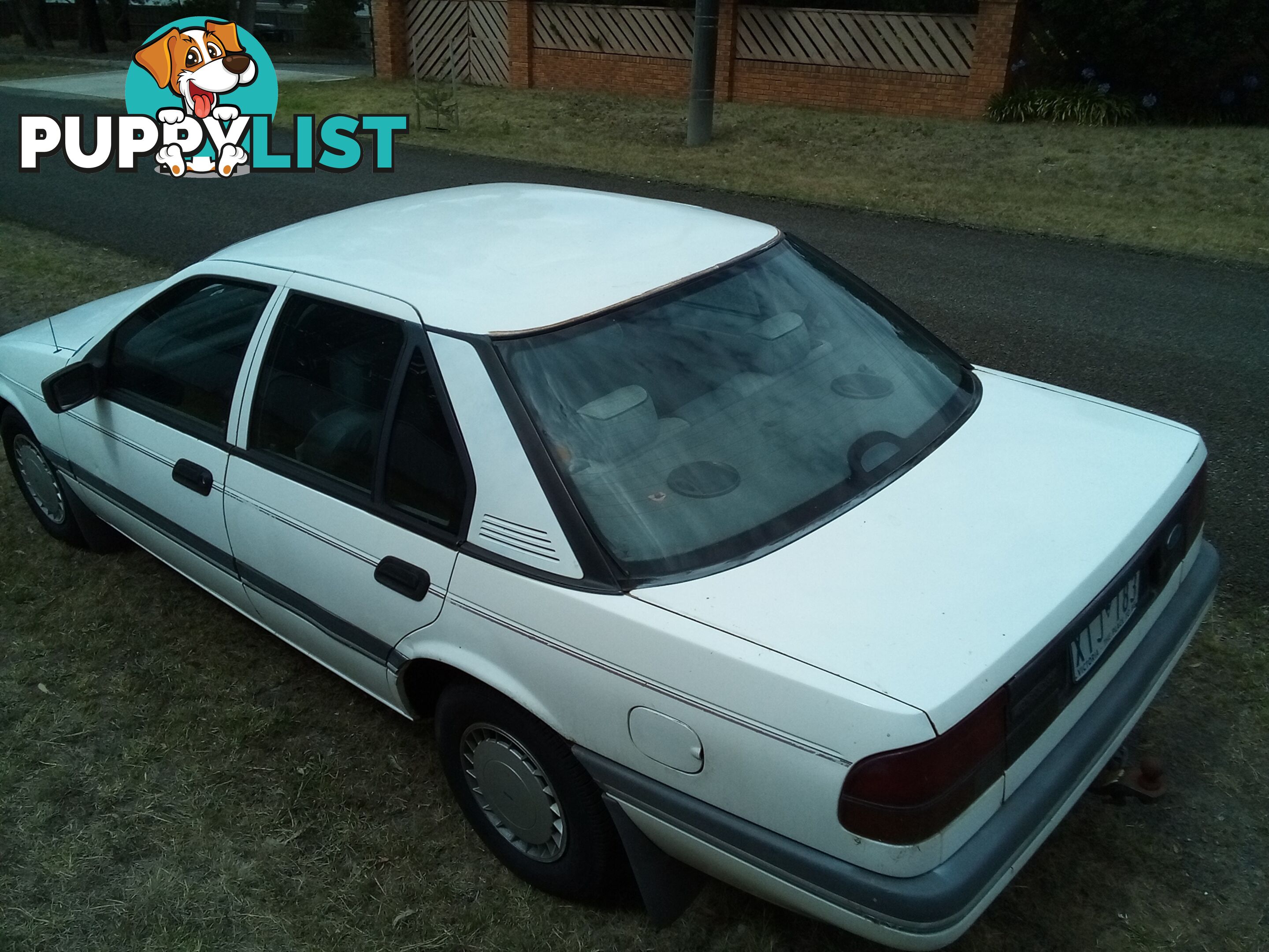 1990 EA Ford Fairmont Falcon Sedan Automatic