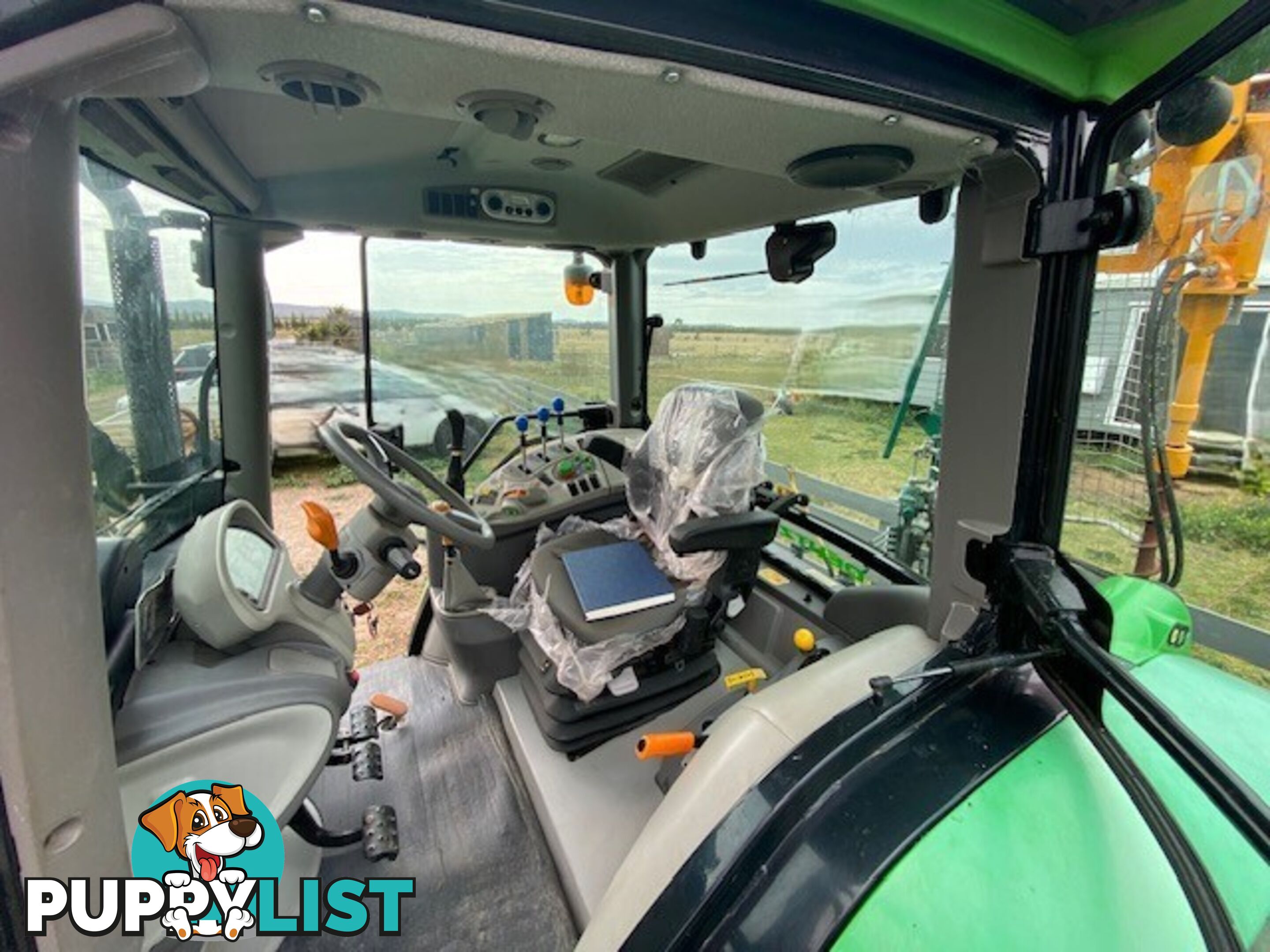 Deutz Fahr tractor, loader- very low hours, made in Germany