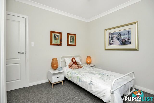 33 Rosella Street ENCOUNTER BAY SA 5211