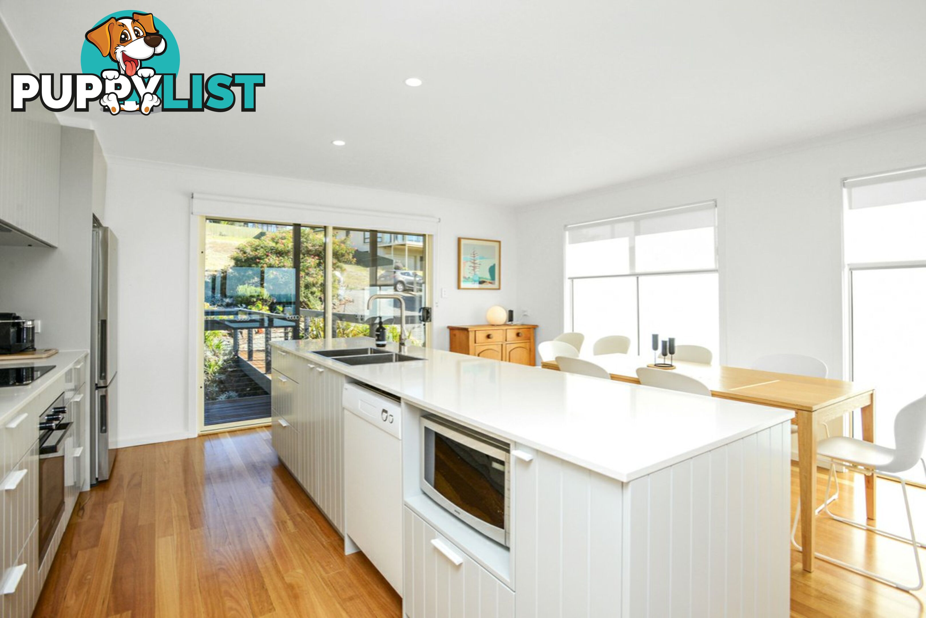 10 Kirby St ENCOUNTER BAY SA 5211