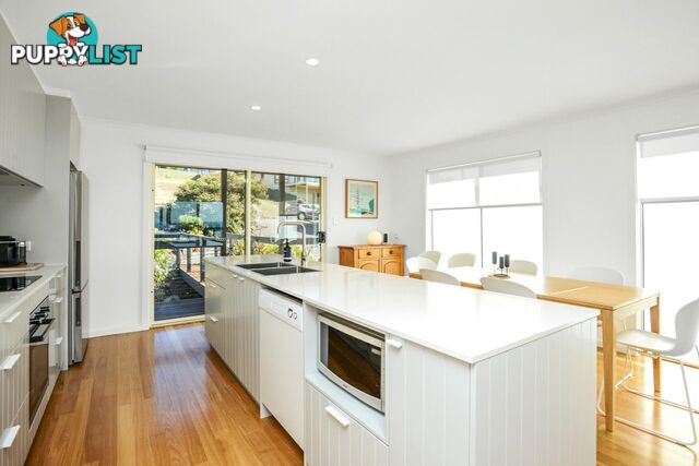 10 Kirby St ENCOUNTER BAY SA 5211