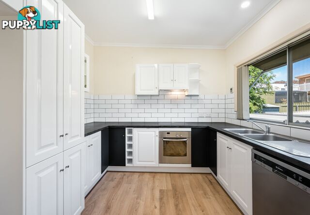 21 Swain Road VICTOR HARBOR SA 5211